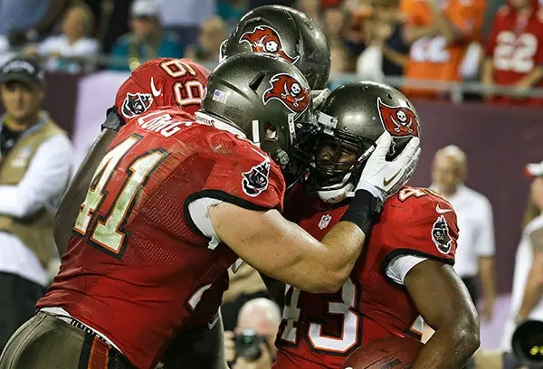 Tampa Bay logra su primera victoria de la temporada