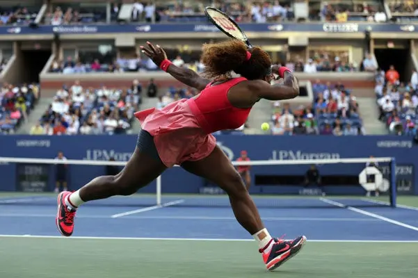 Williams se impone y va contra Azarenka en Final del US Open
