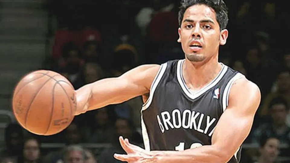 Jorge Gutiérrez debuta en Playoffs con los Nets