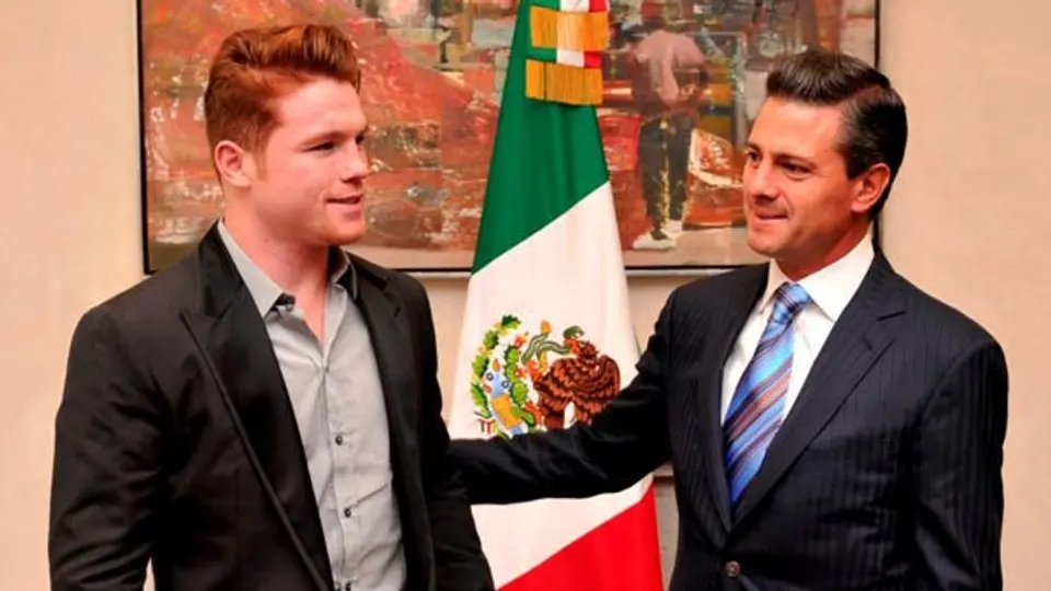 'Canelo' Álvarez visita a Peña Nieto en Los Pinos