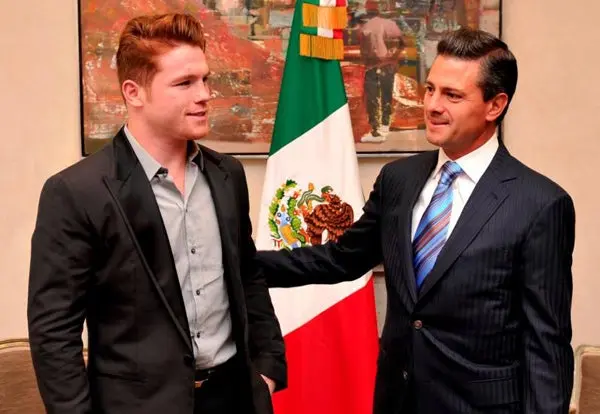 'Canelo' Álvarez visita a Peña Nieto en Los Pinos