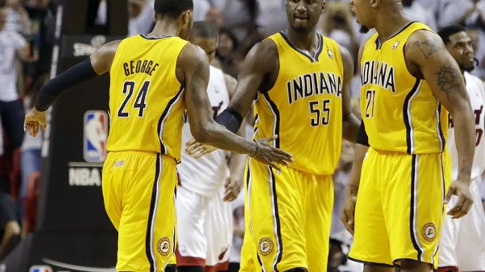 Pacers derrota al Heat en su casa