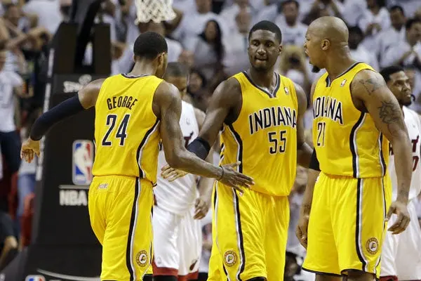 Pacers derrota al Heat en su casa
