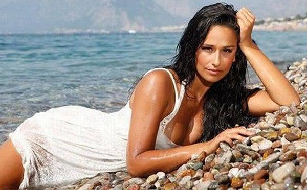 Es una de las mujeres más deseadas en Portugal | ESPECIAL RÉCORD