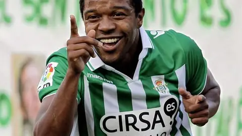 Pabón brilla en goleada del Betis