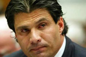 Canseco, acusado de agresión sexual en Las Vegas