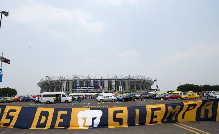 Afición de Pumas llega al Estadio Azteca | RÉCORD