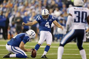 Vinatieri lidera triunfo de Potros sobre Titanes