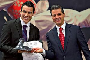 Deportistas reciben el PND 2013