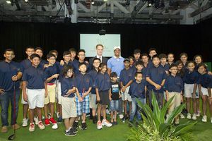 Tiger Woods ruge en Asia