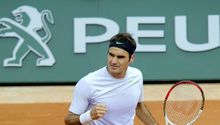 Federer avanza a la segunda ronda en Roland Garros