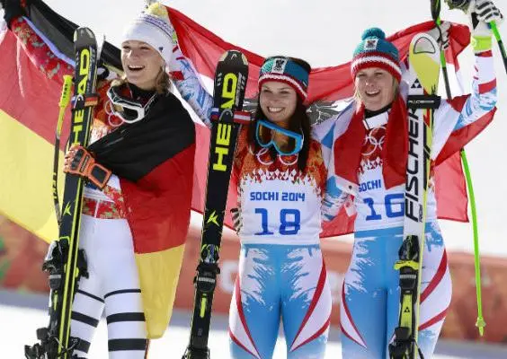 Fenninger gana Oro y coloca a Austria en la cima