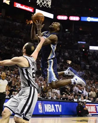 Tony Allen, multado con 5 mil dólares, por exagerar una caída