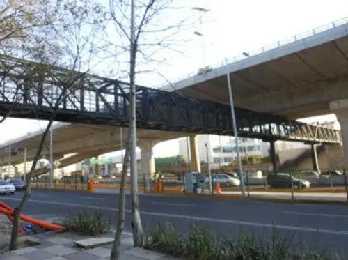 Obras de movilidad peatonal en el DF con avance del 67%, en noviembre se concluye la totalidad de puentes peatonales