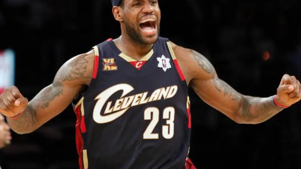 LeBron James regresa a Cleveland