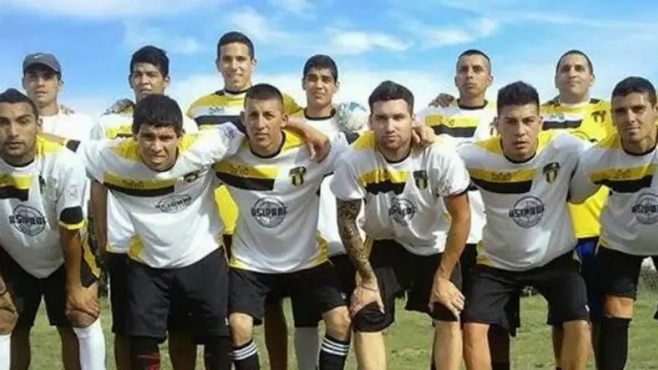 Equipo 'Papa Francisco' debuta en Liga menor de Argentina
