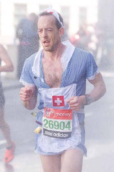 Esta dinámica hace que el Maratón sea más divertido para corredores y espectadores | ESPECIAL
