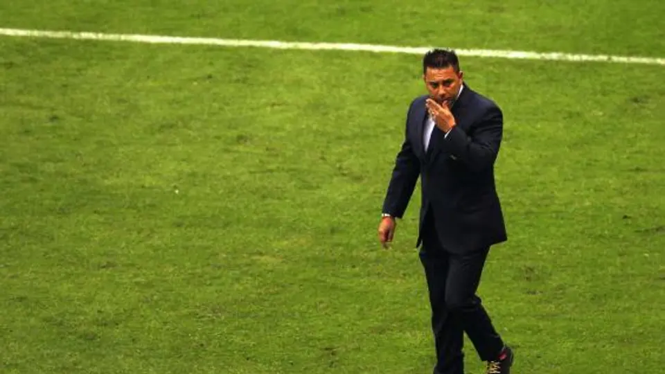 'No me importa lo que digan sobre el arbitraje': Antonio Mohamed