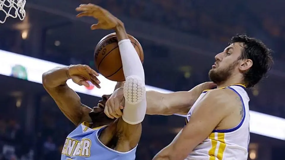 Warriors saca ventaja de 3-1 en la serie ante Denver