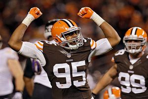 Cleveland deja a Baltimore a orillas de postemporada