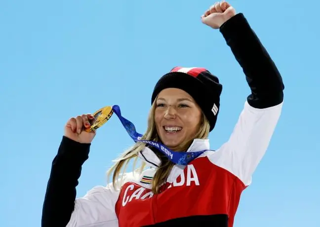 Howell se lleva el oro en esquí estilo libre