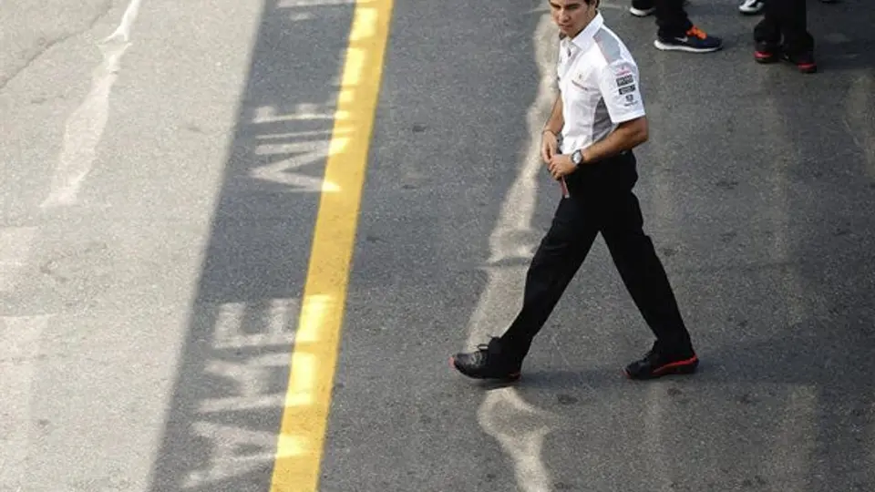 Checo Pérez termina sexto primera libre en Monza