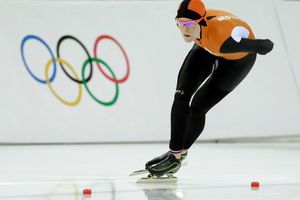 Ter Mors impone nuevo récord en patinaje de velocidad