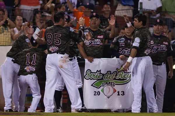 Tigres de Quintana Roo se llevan el primer de la Serie del Rey
