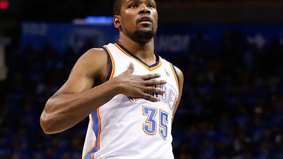Durant, LeBron y Paul, en el quipo ideal de la NBA