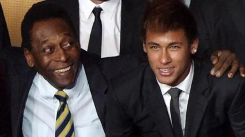 Pelé y Neymar se despiden de la Combi