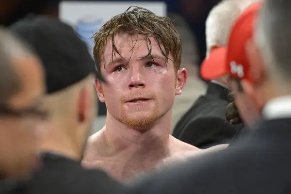'Mayweather no me lastimó, sólo me punteó': Canelo