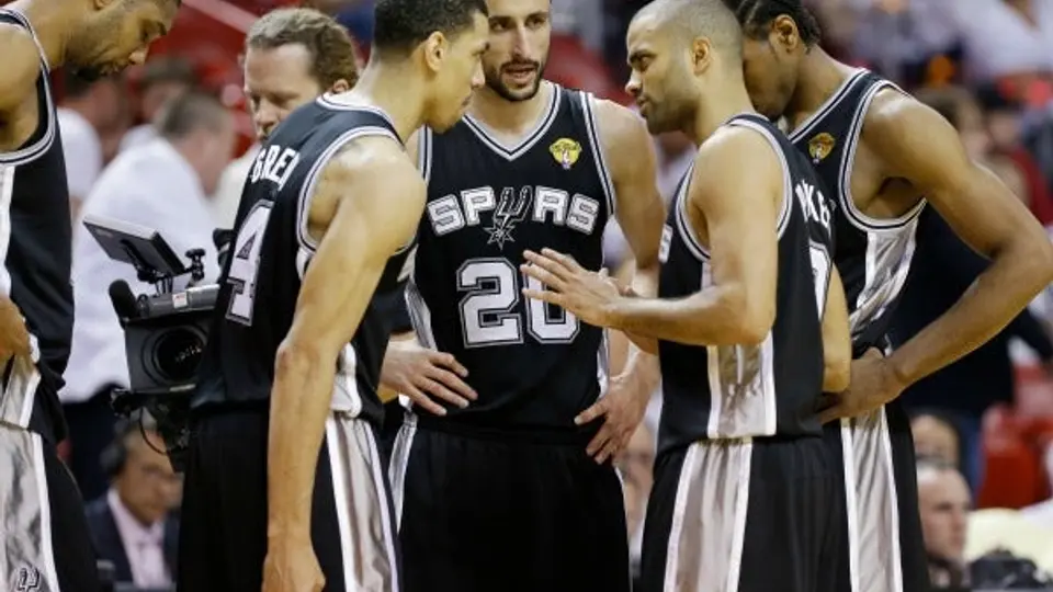 Spurs y Timberwolves jugarán en la Arena Ciudad de México