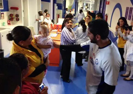 Cruz Azul visita Hospital de Oncología en Querétaro