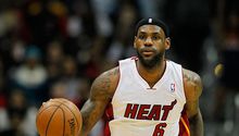 De la mano de LeBron, el Heat se impone a los Celtics