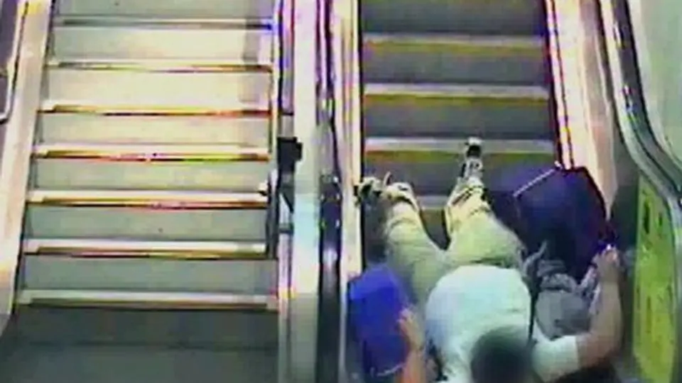 Crean Procuraduría contra 'Escaleras Eléctricas Asesinas'