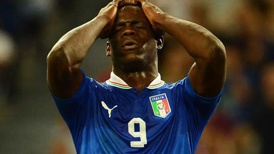 Balotelli cancela cita con ministra...¡porque quería dormir!