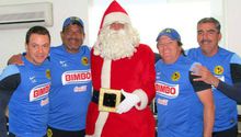Santa Claus visita al América en Coapa