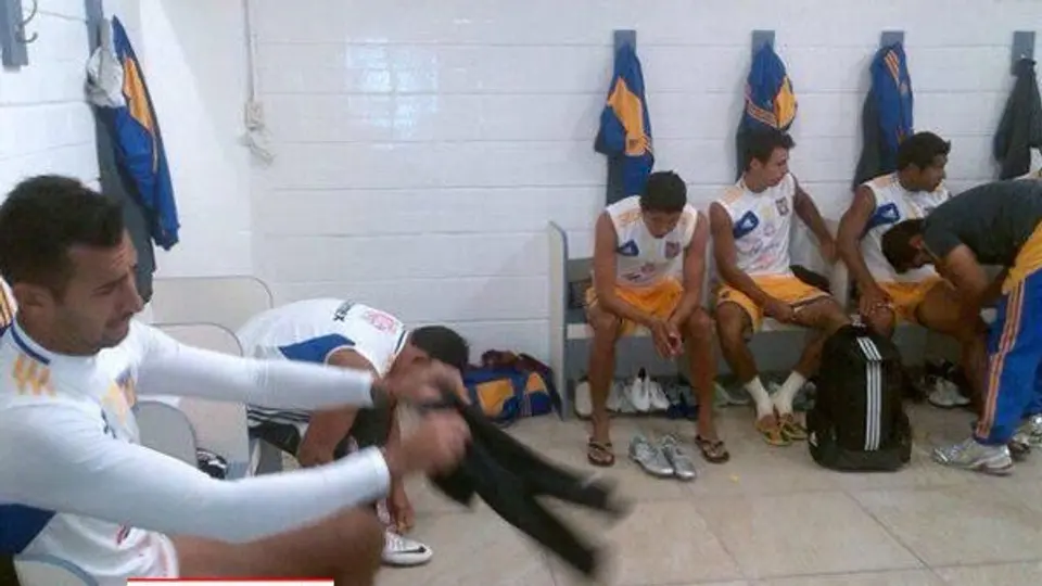'Balconeo' al 'Matute' García en el vestidor de Tigres