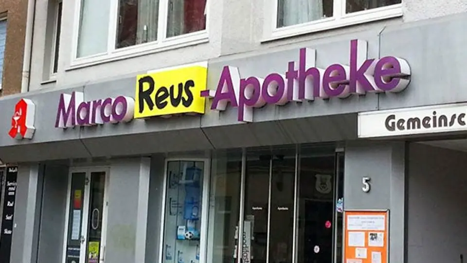 Aficionados del Borussia cambian nombre a farmacia