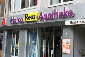 Aficionados del Borussia cambian nombre a farmacia