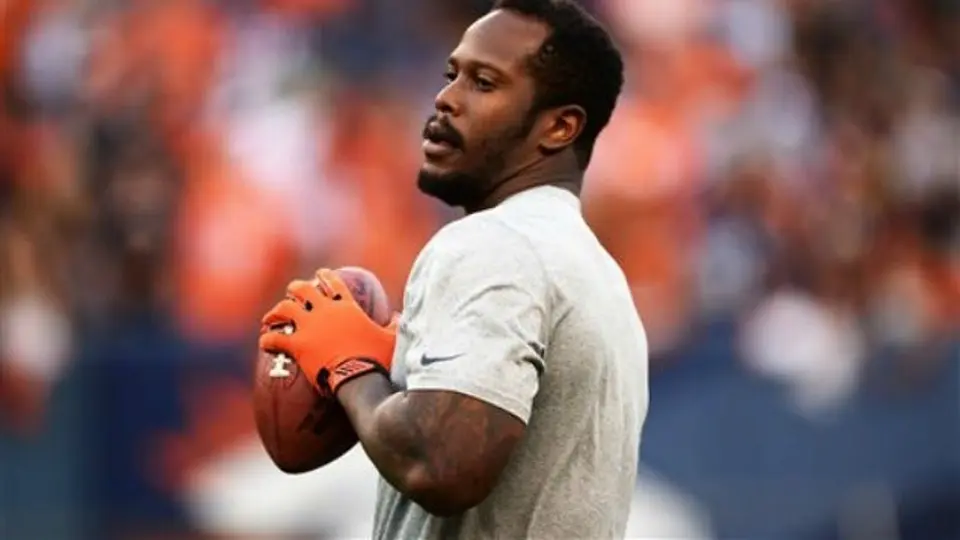 Von Miller, suspendido por violar política de drogas en la NFL
