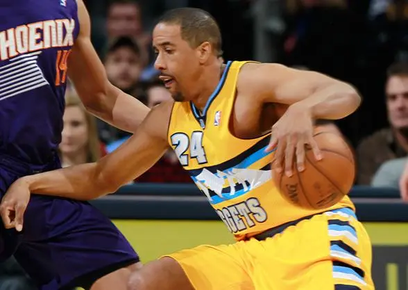 Andre Miller, suspendido dos juegos por Nuggets