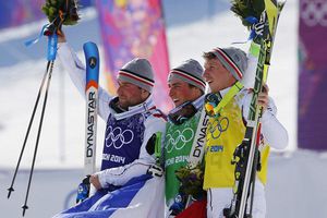 Francia domina el esquí cross