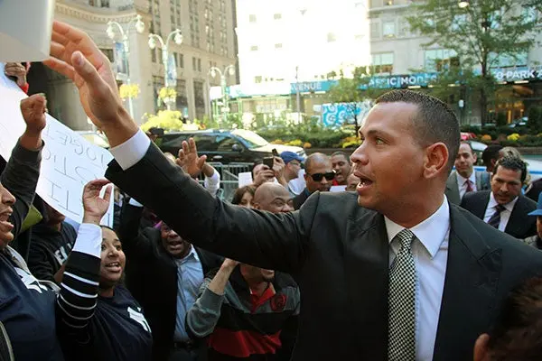 A-Rod demanda a la MLB
