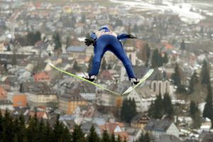 Thomas Morgenstern conquista la prueba de Titisee-Neustadt