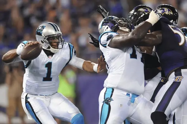 Panteras de Carolina le pegan al Campeón