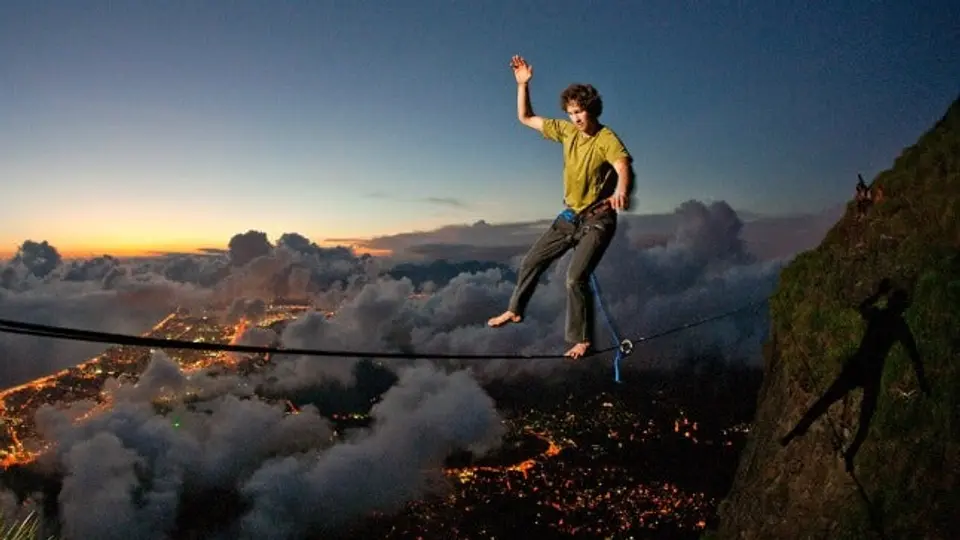 Slackline, deporte de equilibrio extremo