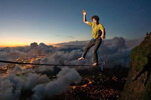 Slackline, deporte de equilibrio extremo