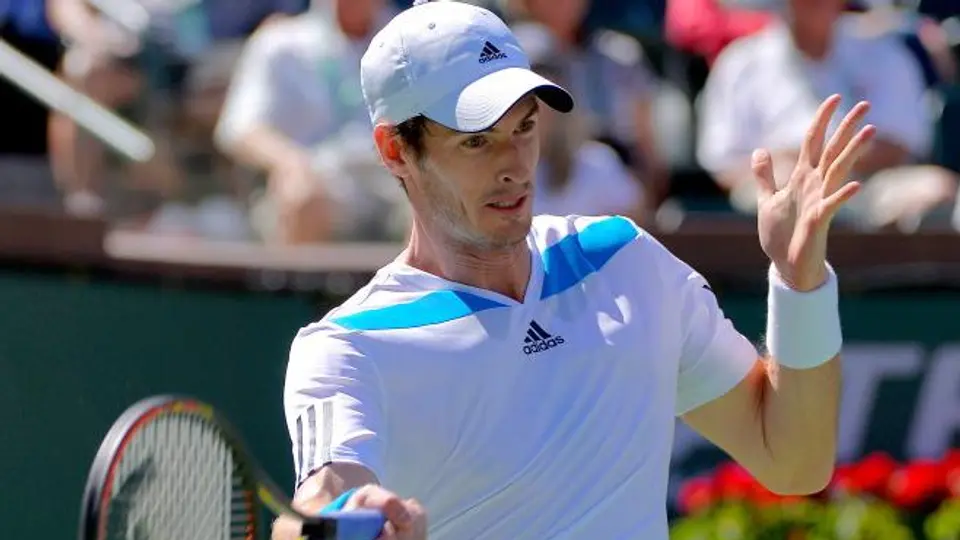 Murray y Federer avanzan en Indian Wells