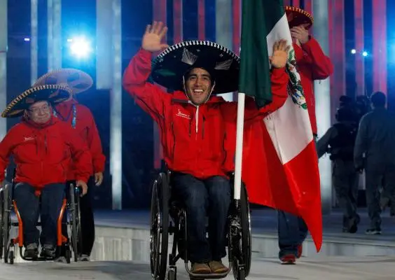 Arly Velásquez no finaliza prueba de descenso en Sochi